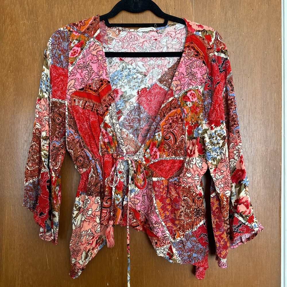 Floral tie-front blouse